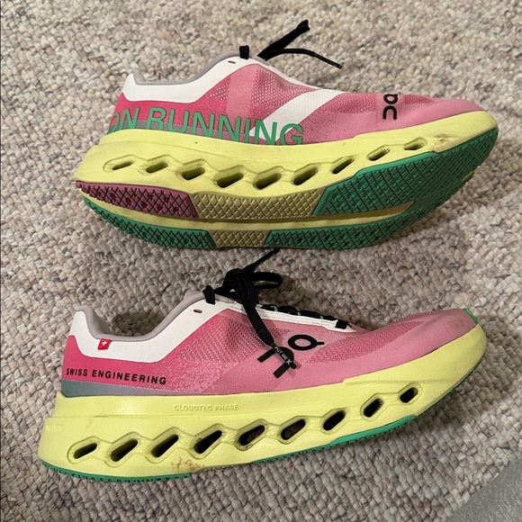 Sold - Picture 3 of 8